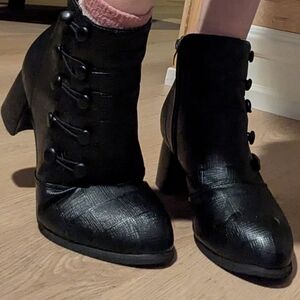 Elegant Black Women's Ankle Boots